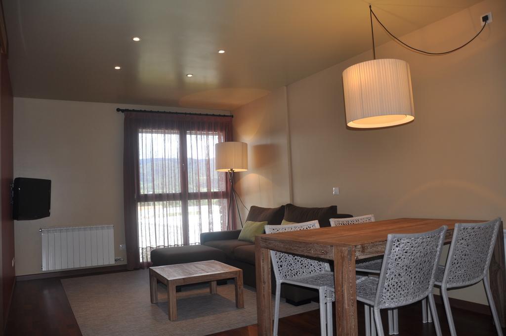 Apartaments Turistics Puigcerda - La Closa Room photo