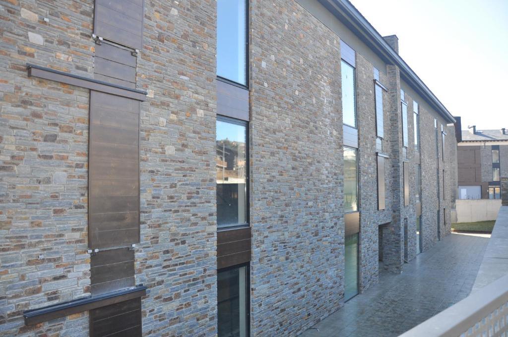 Apartaments Turistics Puigcerda - La Closa Exterior photo