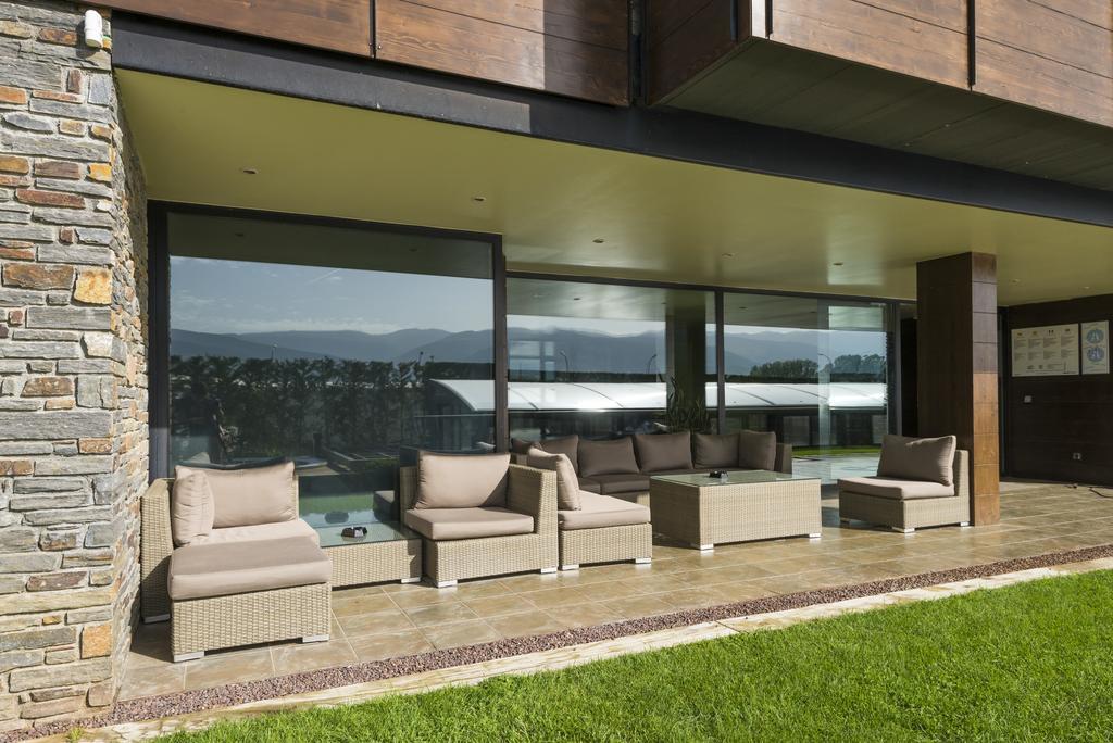 Apartaments Turistics Puigcerda - La Closa Exterior photo